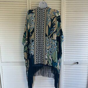 Chicos Navy/White/Beige Ruana/Kimono /W Finge. Size S/M